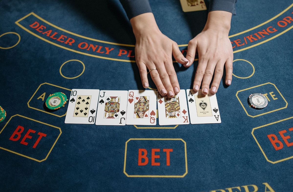  Live Casino
